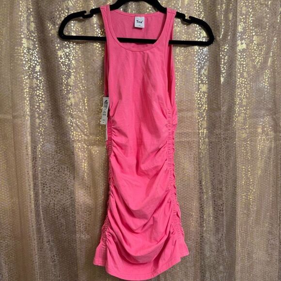 TNA Aritizia Chill Malibu Cosmo Pink Fitted Ruched Side Mini Dress XXS NWT - Picture 1 of 10